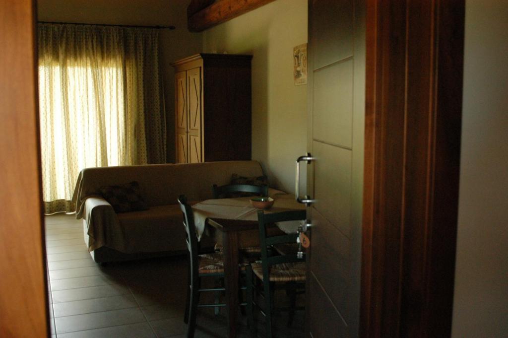 Agriturismo La Sforzata Колленьо Екстер'єр фото