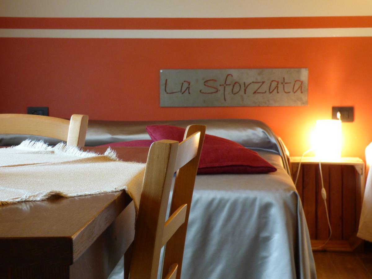 Agriturismo La Sforzata Колленьо Екстер'єр фото